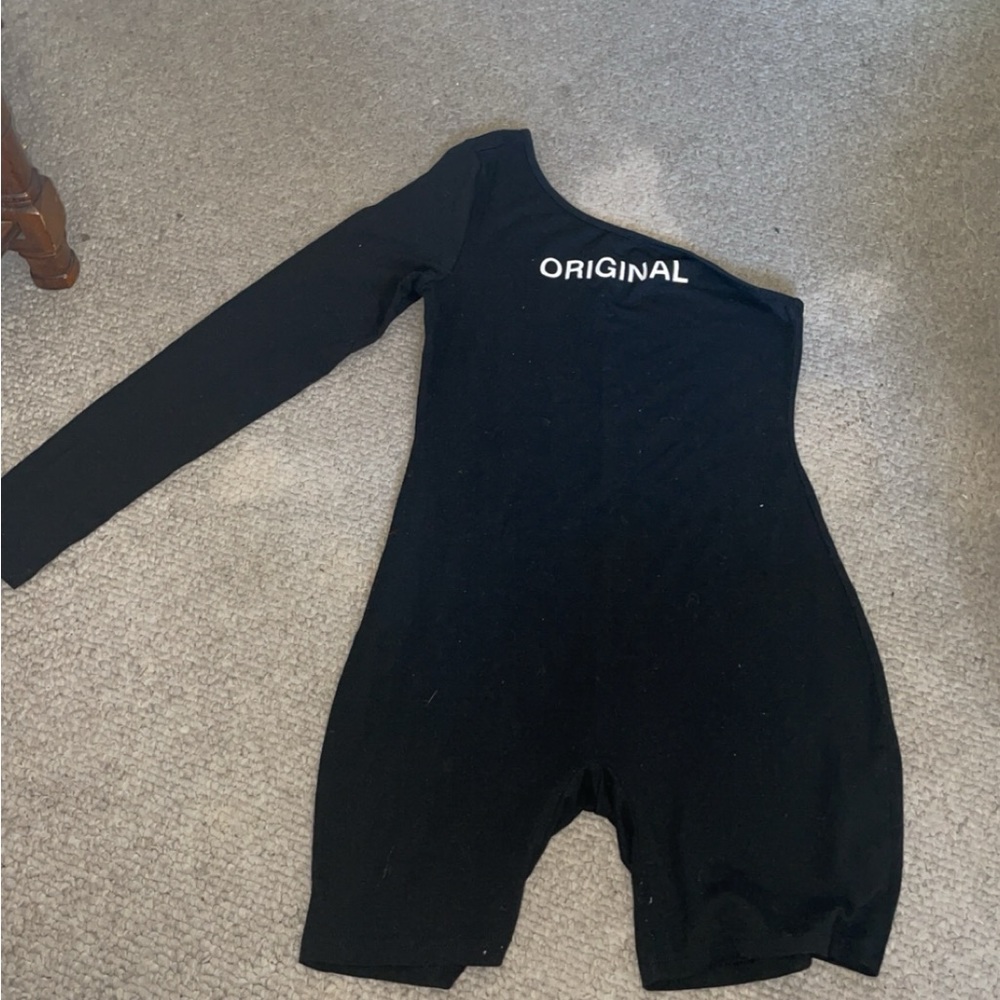 One Shoulder letter graphic unitard romper